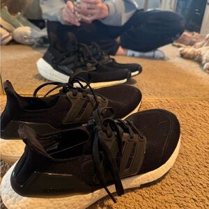 Adidas Ultraboost Running Shoes – Women’s Size 8.5 – Black
